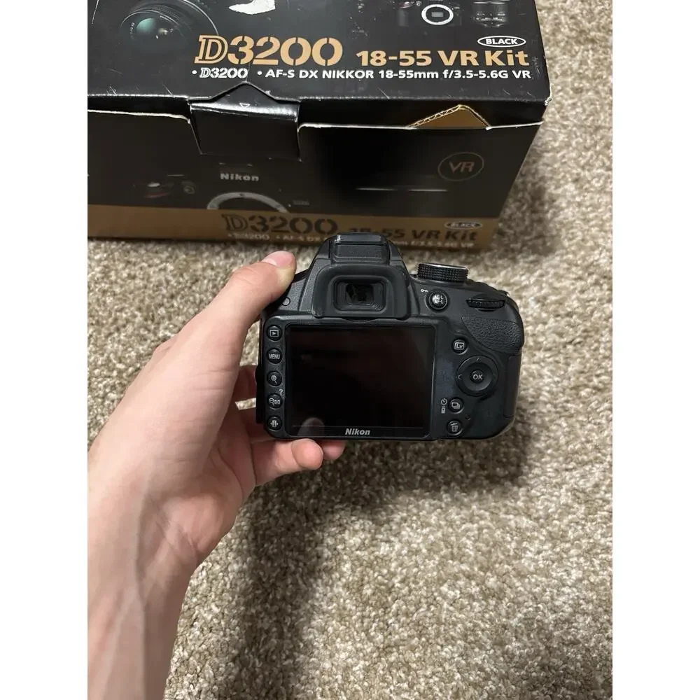 Nikon D3200 Digital Camera With Lens And Box